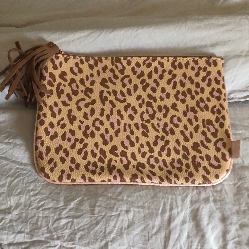 Makeup bag